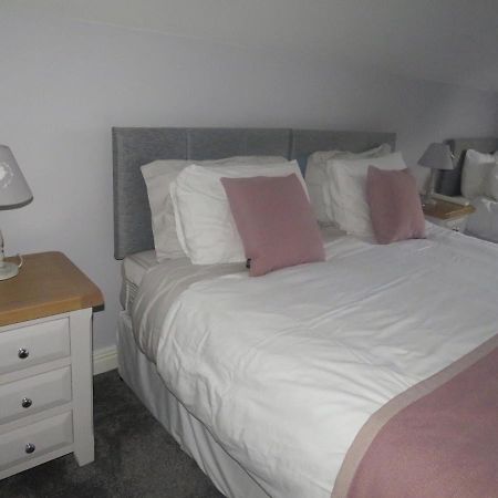 Meadowville Self-Catering คูเชนดอล ภายนอก รูปภาพ