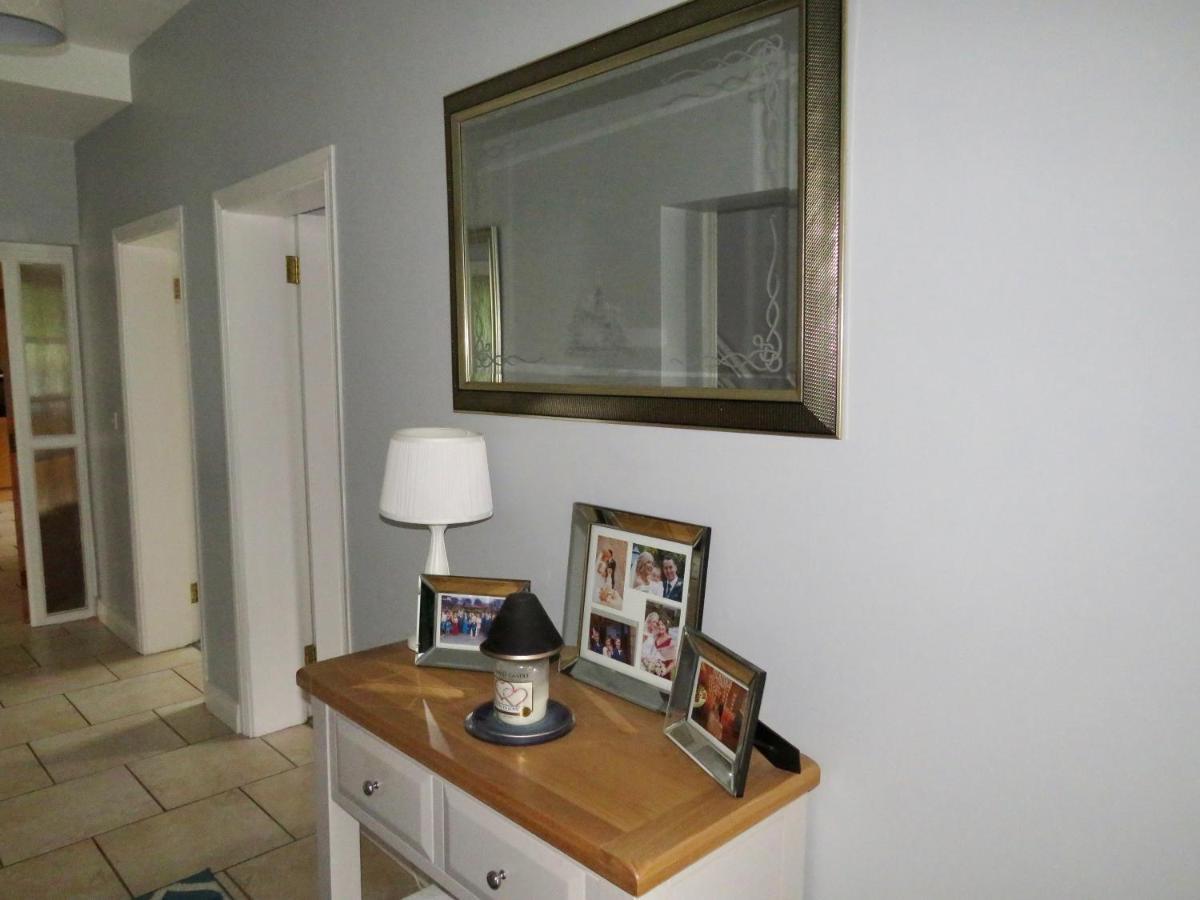 Meadowville Self-Catering คูเชนดอล ภายนอก รูปภาพ