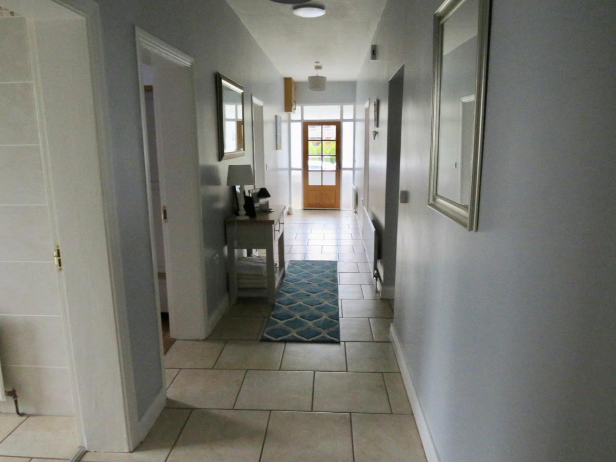 Meadowville Self-Catering คูเชนดอล ภายนอก รูปภาพ