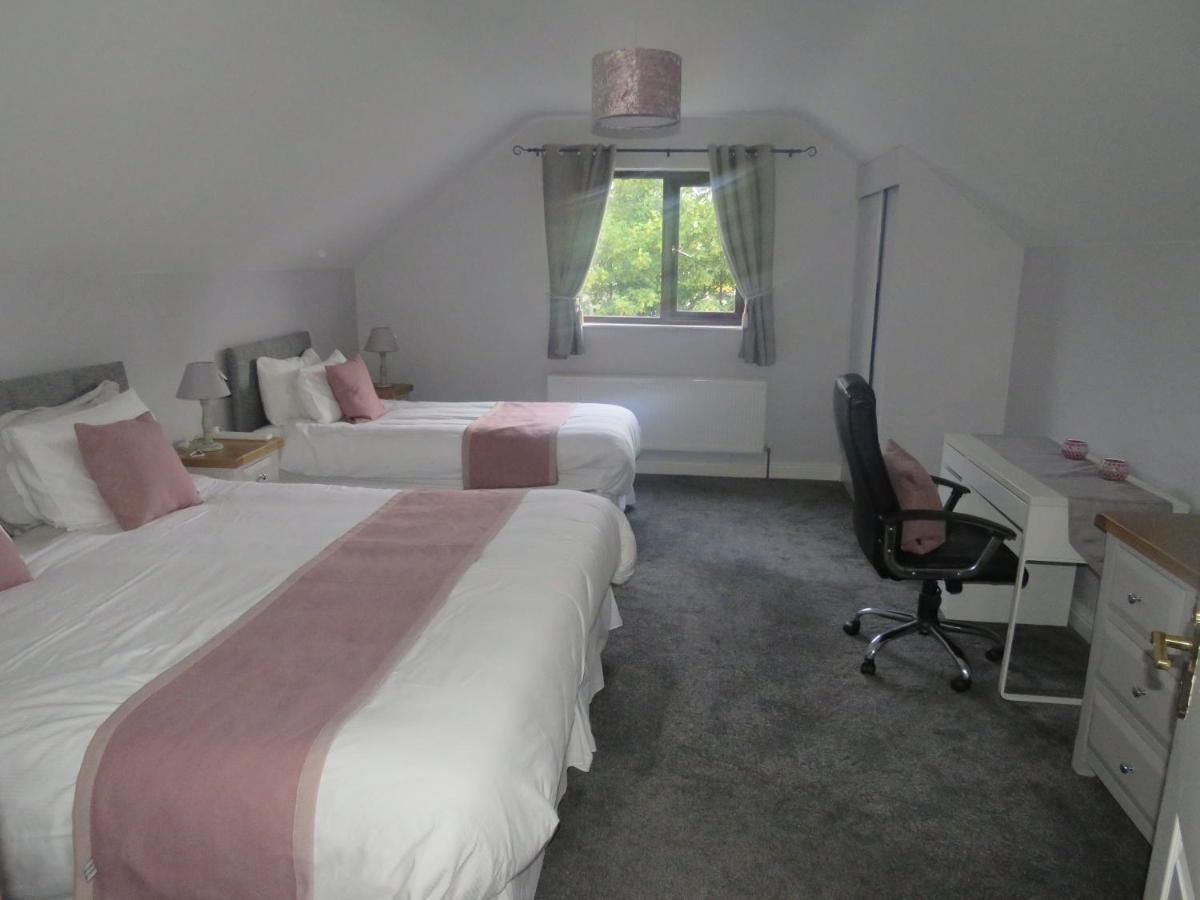Meadowville Self-Catering คูเชนดอล ภายนอก รูปภาพ