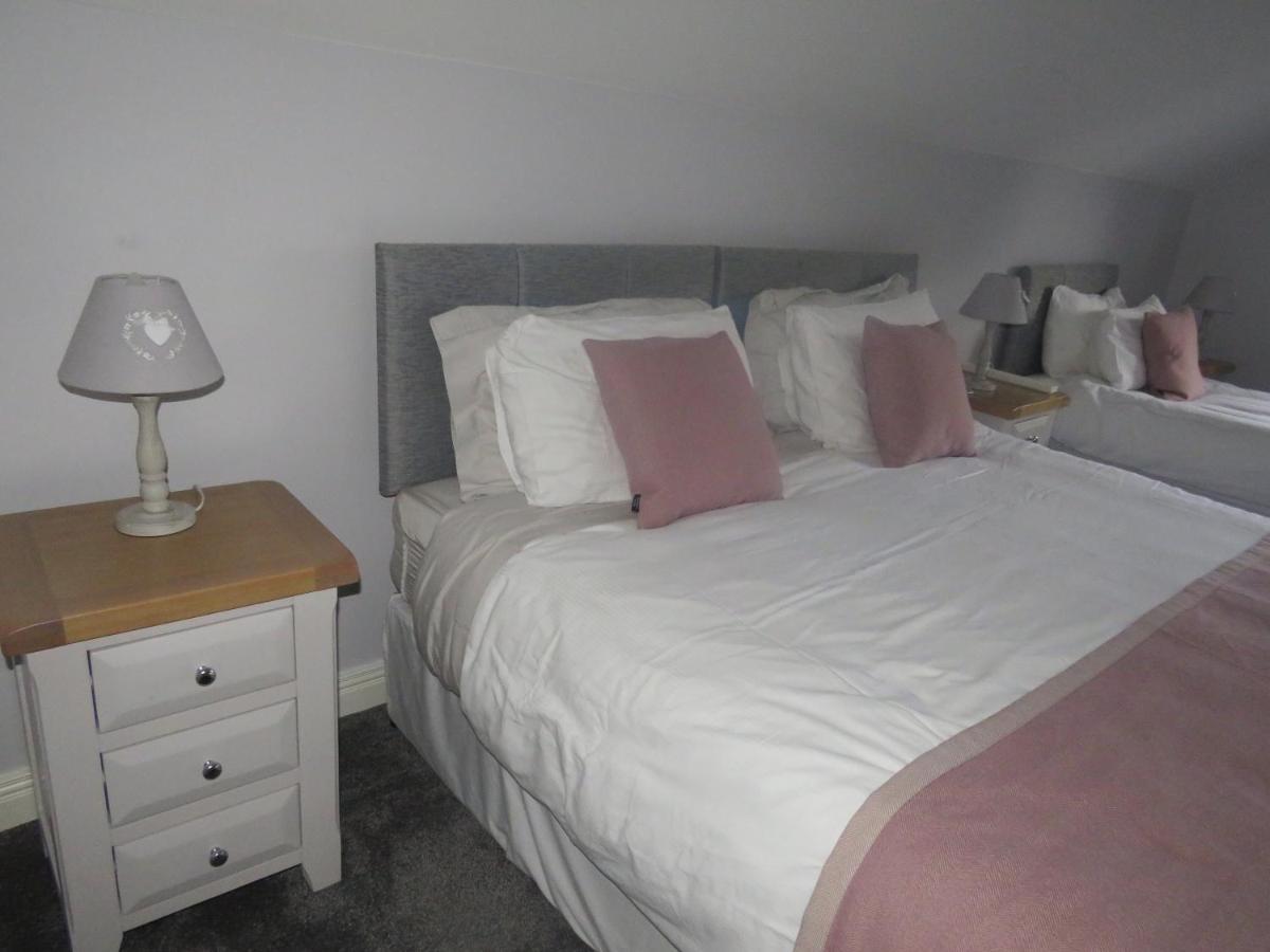 Meadowville Self-Catering คูเชนดอล ภายนอก รูปภาพ